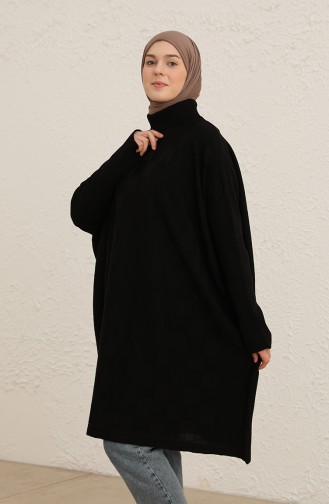 Black Poncho 2025-03