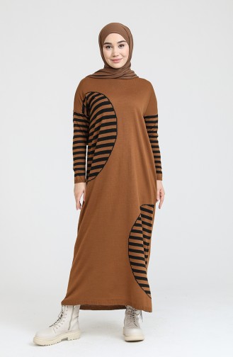 Tabak Hijab Kleider 3358-01