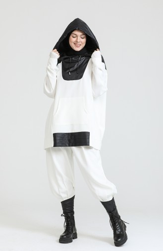 White Sweatshirt 228458A-01