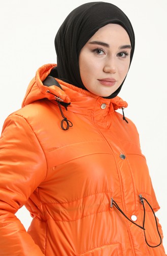 Kapüşonlu Kapitone Mont 2026-03 Oranj