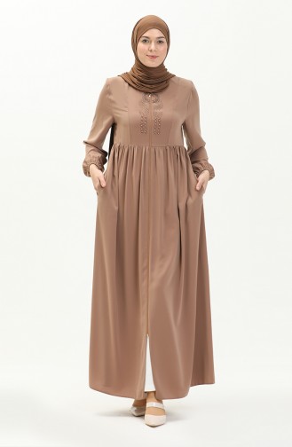 Maroon Abaya 1979-05