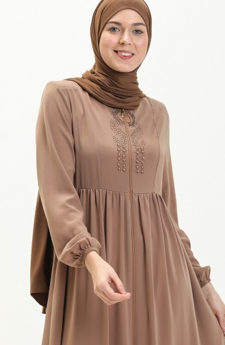 Maroon Abaya 1979-05