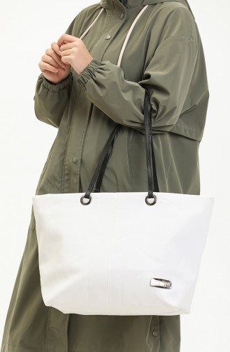 Off-White Shoulder Bag 01-03