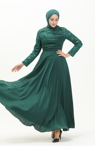 Önü Büzgülü Dantelli Elbise Zümrüt Yeşili
