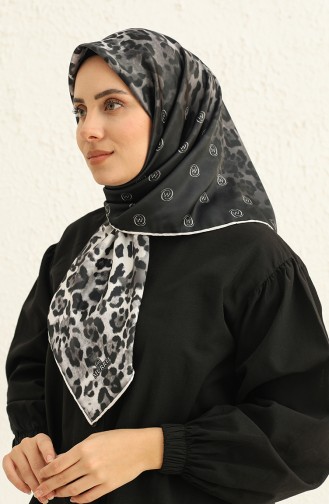 Black Hoofddoek 2004-05