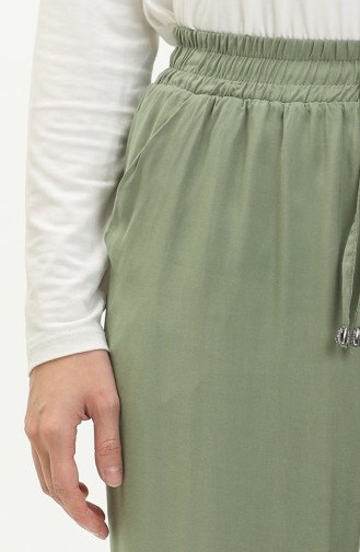 Hose mit elastische Taille und Taschendetail 6104B-01 Grünfarben 6104B-01