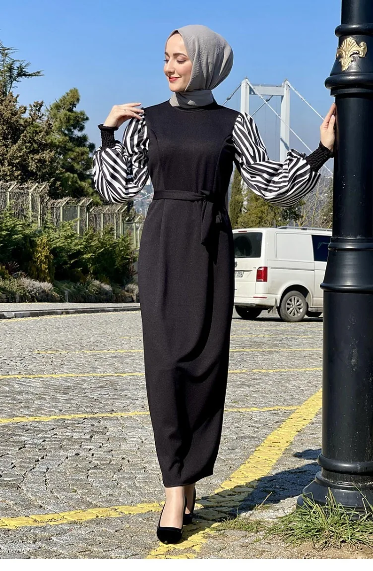 Kolları Zebra Desen Elbise Siyah