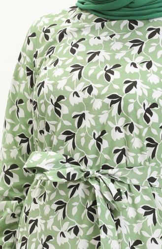 Kleid mit Gürtel und gefältelter Rock 1082-05 Grünfarben 1082-05