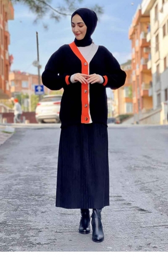 Yaka Detaylı Triko Hırka Siyah