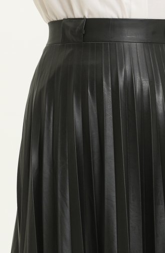 Pleated Leather Skirt 202215ETK-01 Black 10202215ETK-01