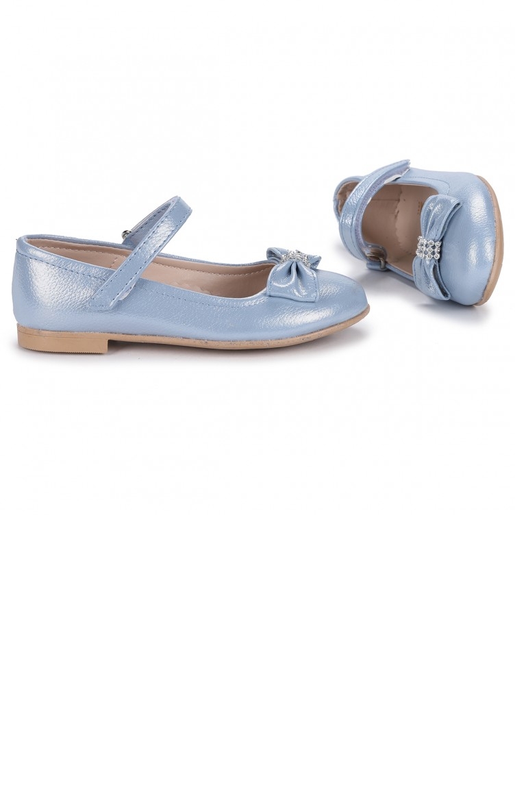 Saks sales kids shoes