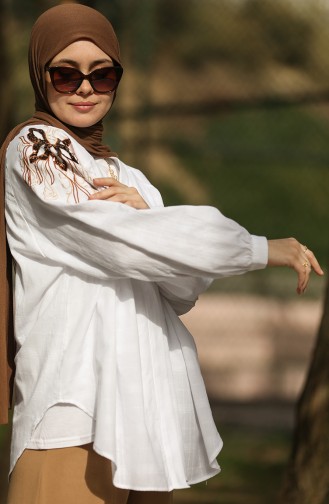 Omzu Ve Arkası Nakış İşlemeli Kimono Beyaz