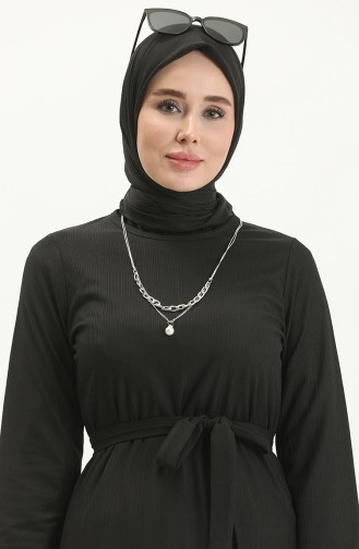 Gerafftes Kleid mit Gürtel und Halskette 1784-01 Schwarz 1784-01
