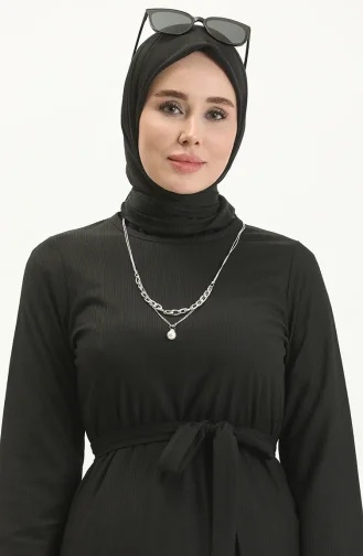 Gerafftes Kleid mit Gürtel und Halskette 1784-01 Schwarz 1784-01