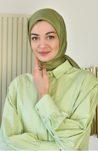 Green Scarf 000064-05