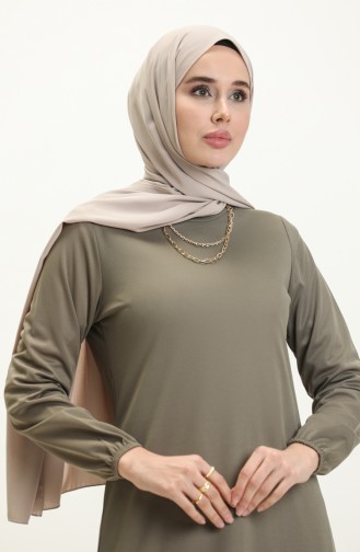 Basic Hijab Kleid mit elastischen Ärmeln 4158-04 Helles Khaki Grün 4158-04