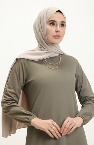 Basic Hijab Kleid mit elastischen Ärmeln 4158-04 Helles Khaki Grün 4158-04
