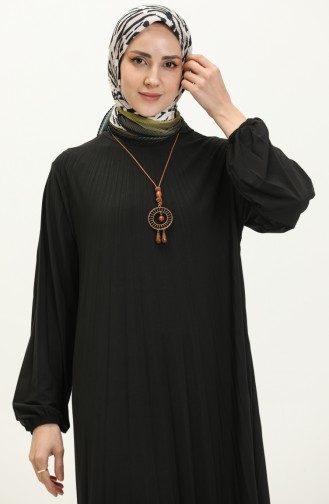 Plissiertes Kleid mit Sandy-Kette 2023-06 Schwarz 2023-06