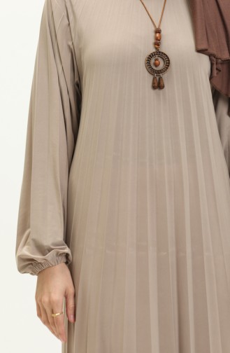 Plissiertes Kleid mit Sandy-Kette 2023-09 Beige 2023-09