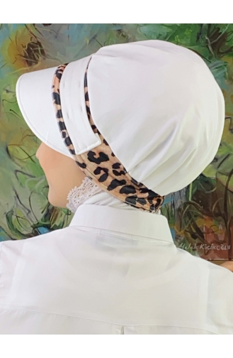 Nazlı Model Buckle Large Milk Brown Houndstooth Hijab Hat SBT26SPK27-11 White Dark Brown 26SPK27-11