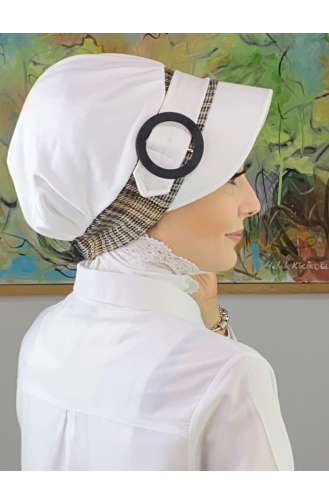 Nazlı Model Tokalı İri Sütlü Kahve Kazayaklı Tesettür Şapka SBT26SPK27-12 Beyaz Siyah