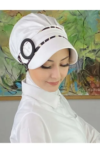 Nazlı Model Tokalı İri Sütlü Kahve Kazayaklı Tesettür Şapka SBT26SPK27-02 Beyaz Siyah