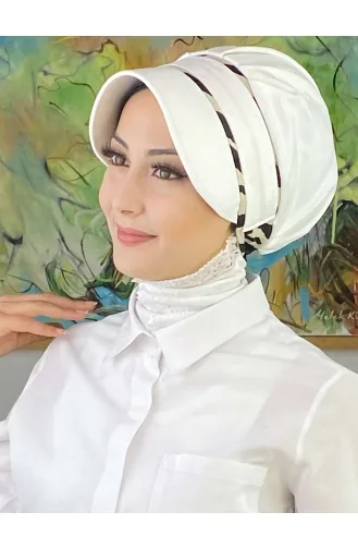 Nazlı Model Tokalı İri Sütlü Kahve Kazayaklı Tesettür Şapka SBT26SPK27-07 Beyaz Siyah