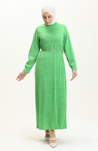 Plissiertes Kleid mit Gürtel 4339-03 Grün 4339-03