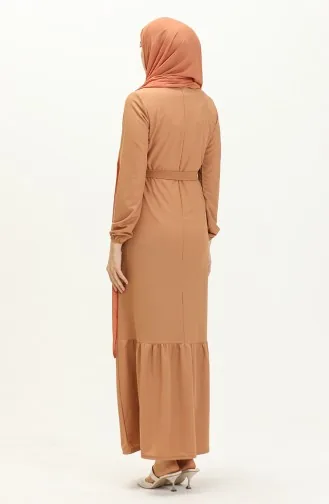 Gerafftes Kleid mit Gürtel und Halskette 1784-10 Dunkelbeige 1784-10