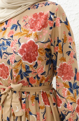 Floral gemustertes Kleid mit Gürtel 0034-02 Milchkaffee 0034-02