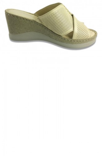 Beige Summer slippers 13658