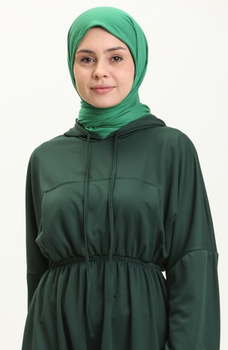 فستان بجيب كنجرو وقبعة 1688-03 أخضر زمردي 1688-03