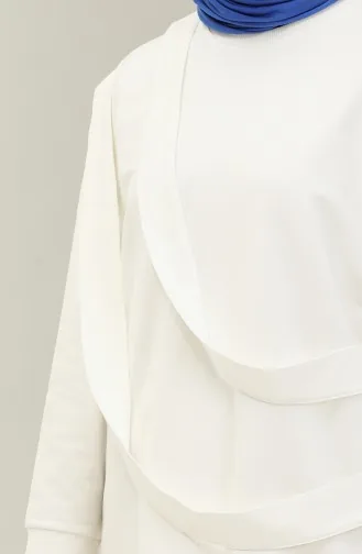 طقم رياضي ياقة دائرية 70091-03 كريمي 70091-03