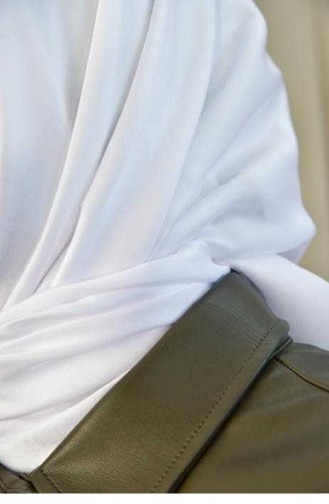 White Scarf 2770