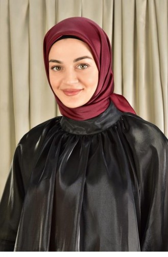 وشاح أحمر كلاريت 2776