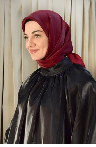 وشاح أحمر كلاريت 2776