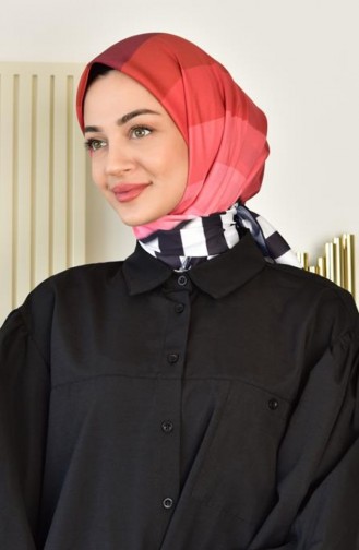 Red Scarf 3969