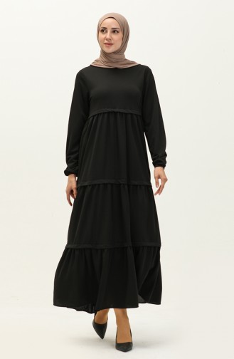 Einfarbiges Kleid mit elastischen Ärmeln 8888-01 Schwarz 8888-01