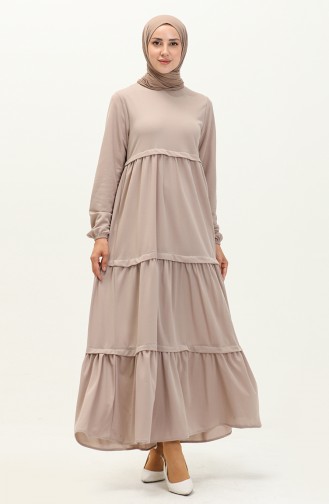 Einfarbiges Kleid mit elastischen Ärmeln 8888-05 Beige 8888-05