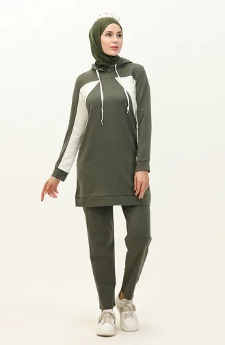 Farbig garnierter Trainingsanzug 3007-04 Khaki 3007-04