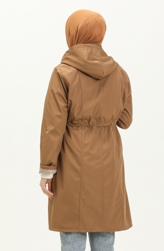 Mittelgroßer Trenchcoat Aus Bondit-Stoff In Übergröße 9004-03 Hellbraun 9004-03