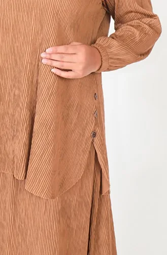 طقم ثنائي مطوي تونيك تنورة مقاس كبير 2606-07 كريمي 2606-07