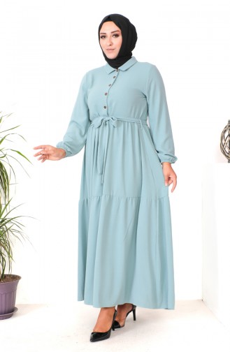 Großes Geknöpftes Gerafftes Kleid 1701-03 Grün 1701-03