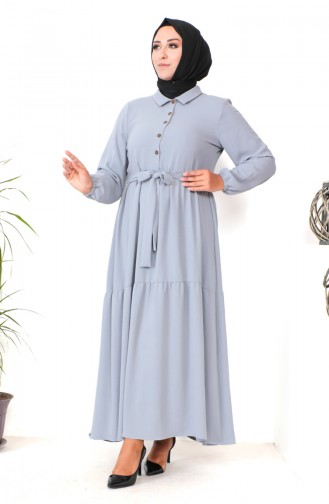 Großes Geknöpftes Gerafftes Kleid 1701-09 Grau 1701-09