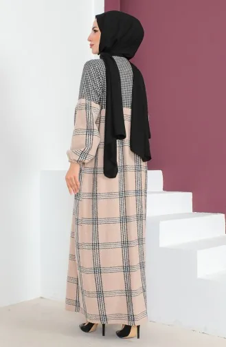 عباءة صوف بتصميم كاروهات 23K8837-05 لون أسود نك 23K8837-05