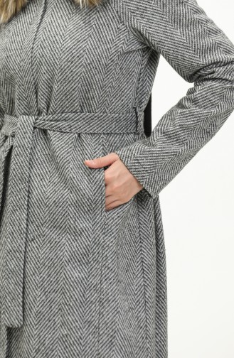 فيفيزا معطف مبطن من الفرو بتصميم متعرج 6993-02 لون أسود وأبيض 6993-02