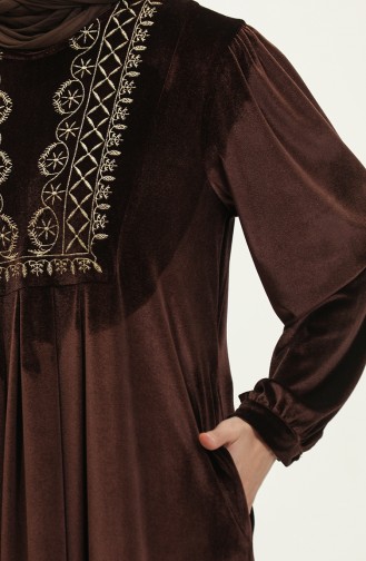 Besticktes Samtkleid 24K9060-03 Braun 24K9060-03