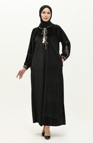 Büyük Beden Nakışlı Kadife Elbise 24K9058-03 Siyah