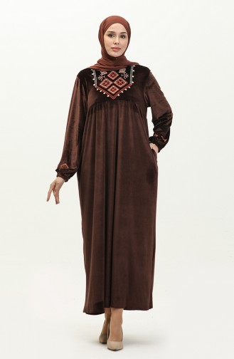 Büyük Beden Nakışlı Elbise 24K9059-05 Kahverengi