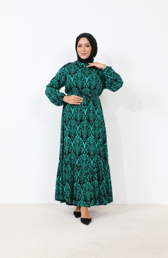 Damen-Kleid Mit Prächtigem Kragen In Übergröße Hijab-Viskosestoff Plissiertes Und Plissiertes Kleid 8686 Smaragdgrün 8686.ZÜMRÜT YEŞİLİ